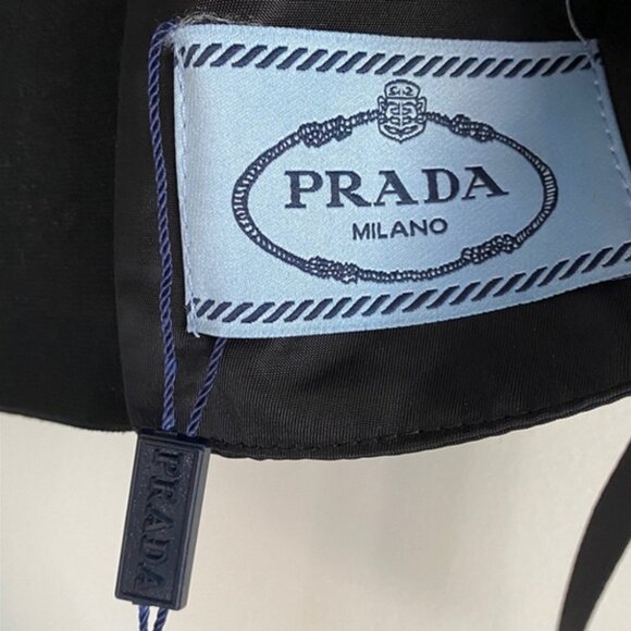SOLD Prada Re-Nylon Logo-Plaque Bralette Top – NWT - Picture 9 of 16